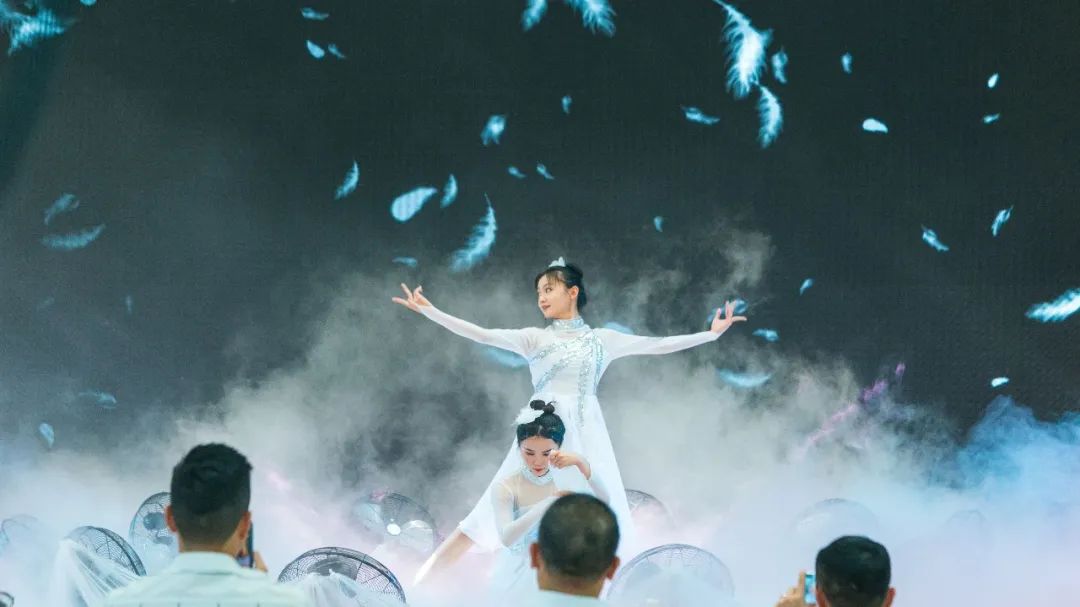直擊發(fā)布會(huì)現(xiàn)場(chǎng) | 強(qiáng)輝再攜新品隆重亮相！(圖5)