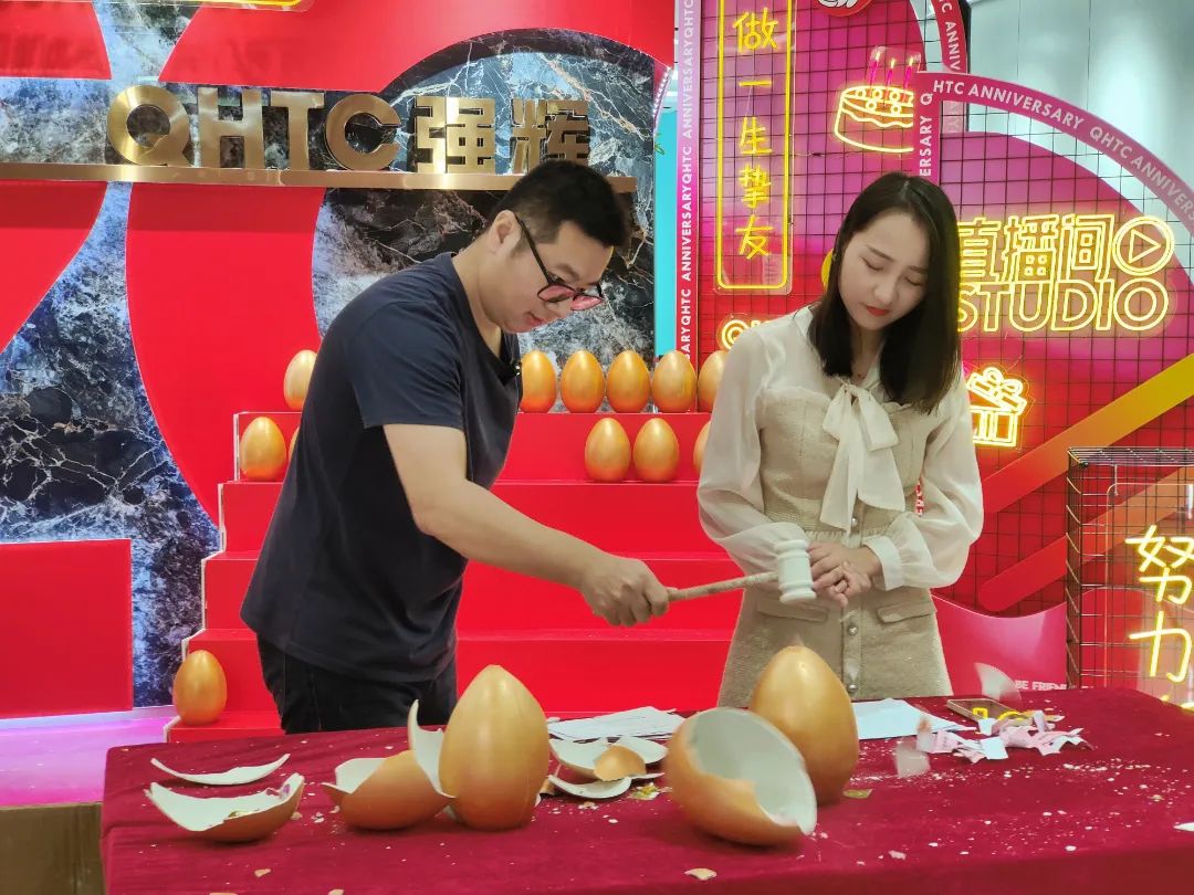聽說，昨天下午強(qiáng)輝直播間嗨爆了？(圖8)