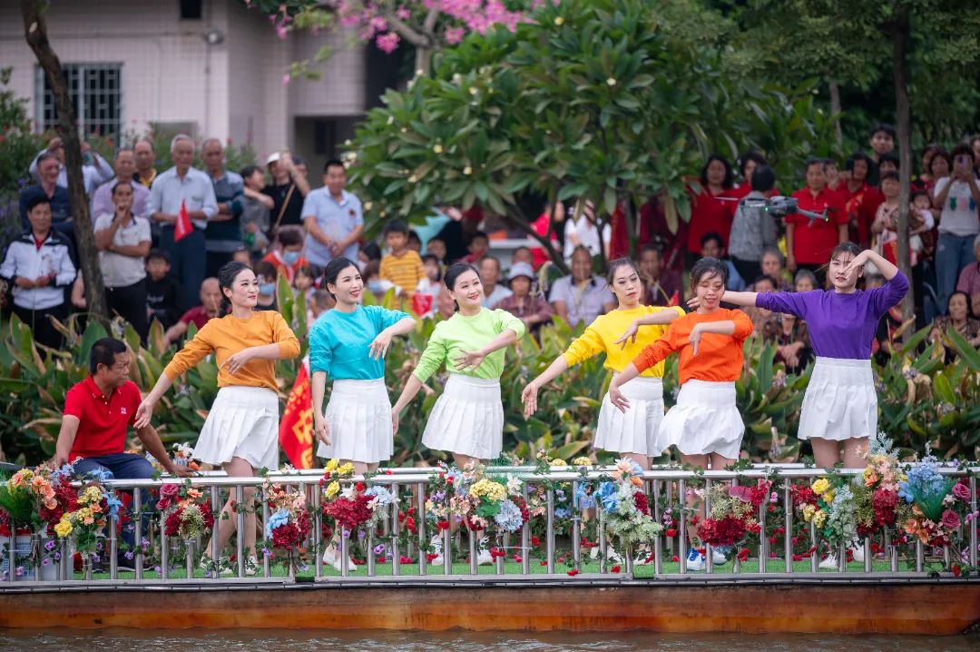 燃動金秋 | 草艇競渡，奪人風采彰顯非遺文化瑰寶之韻(圖6)