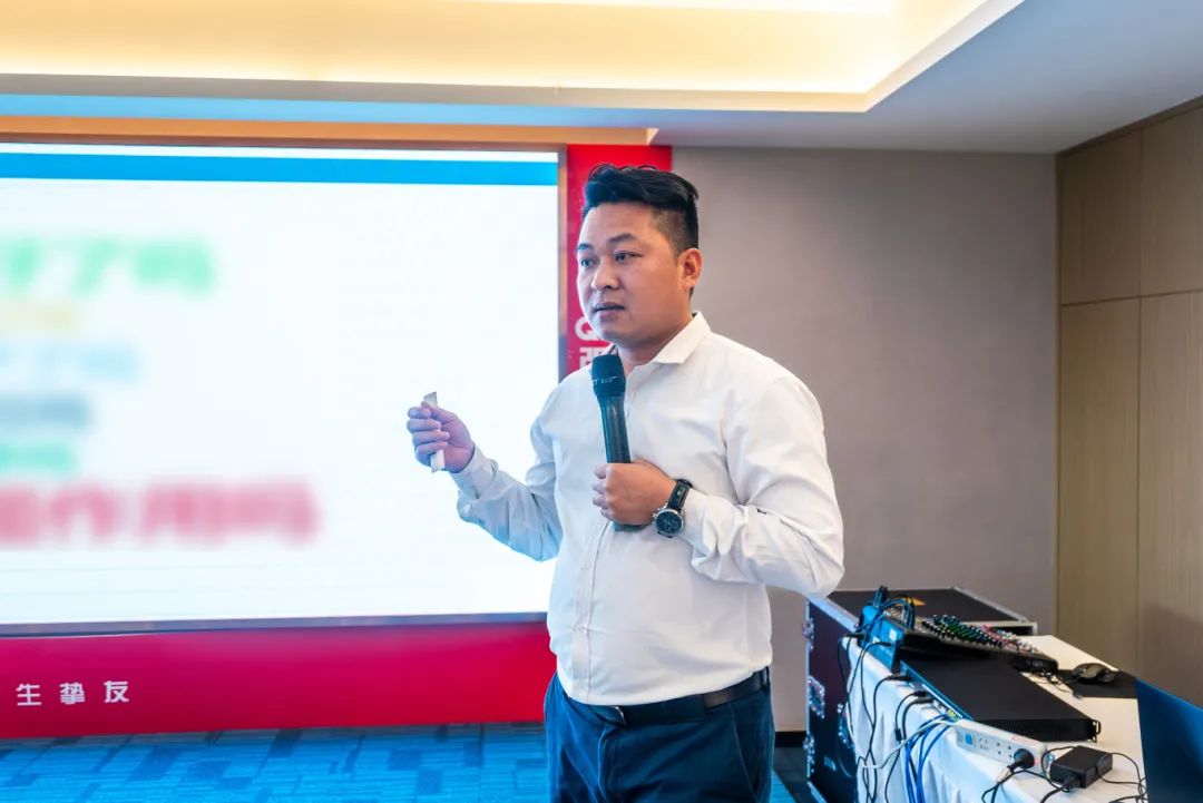聚勢共鑒?標桿領航 | 強輝2025區(qū)域培訓峰會暨美學賦能行動晉江站圓滿落幕(圖13)